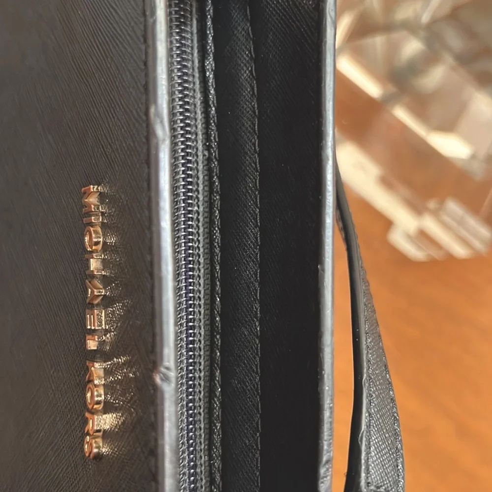 Michael Kors Selma Medium Black Saffiano Leather Messenger Crossbody Bag